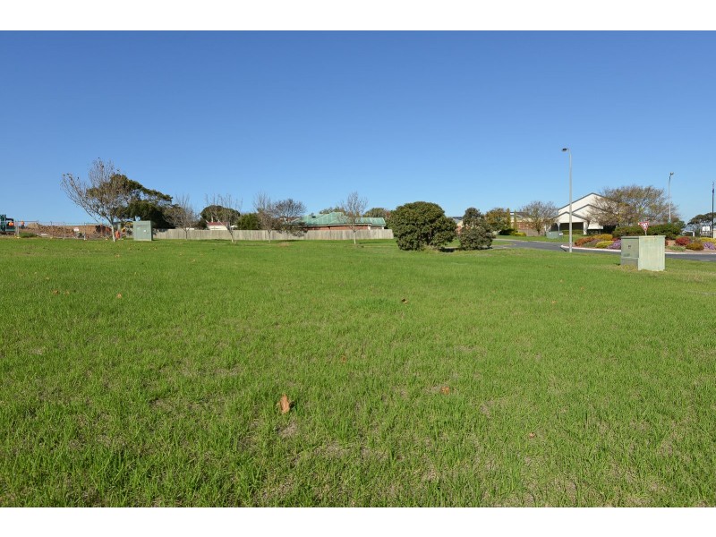 2 Endeavour Drive, Mccracken SA 5211