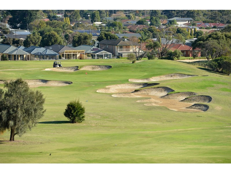 2 Endeavour Drive, Mccracken SA 5211