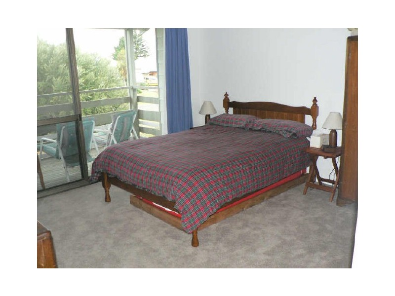 1 Henry Street, Encounter Bay SA 5211