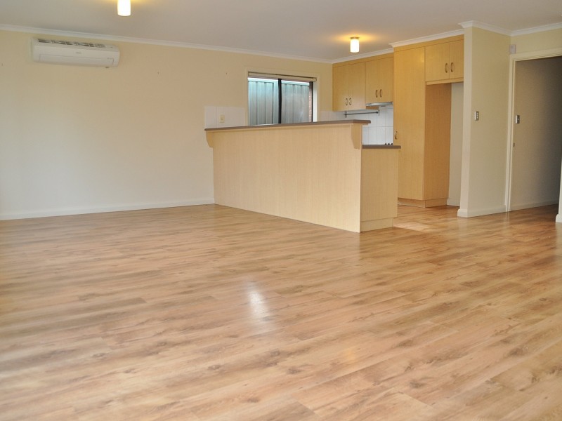 13 Robb Street, Encounter Bay SA 5211