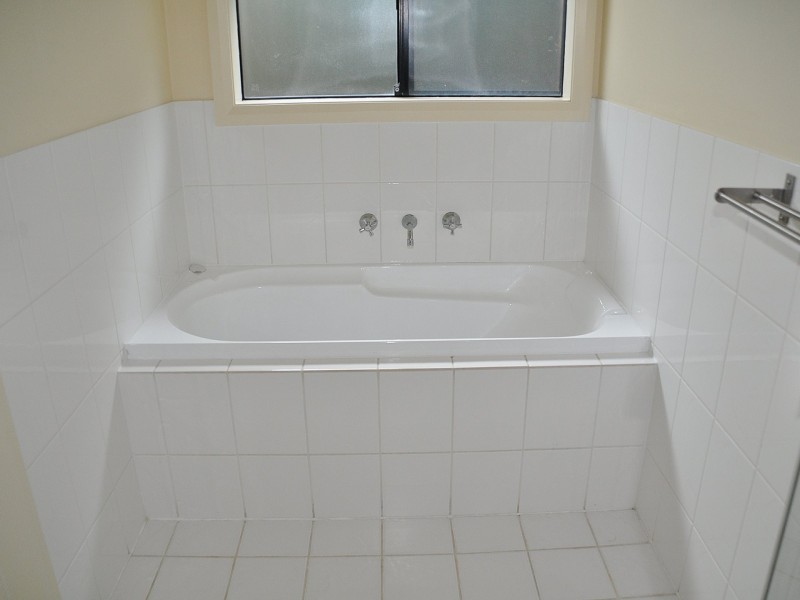 13 Robb Street, Encounter Bay SA 5211