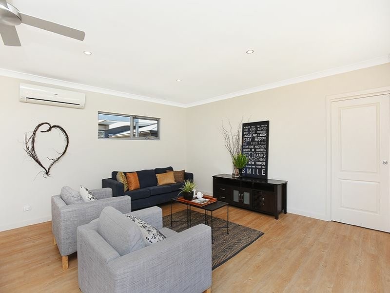 6 Keithalan Avenue, Victor Harbor SA 5211