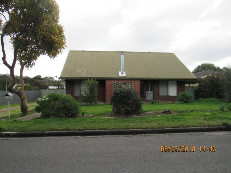 33 Russell Street, Encounter Bay SA 5211