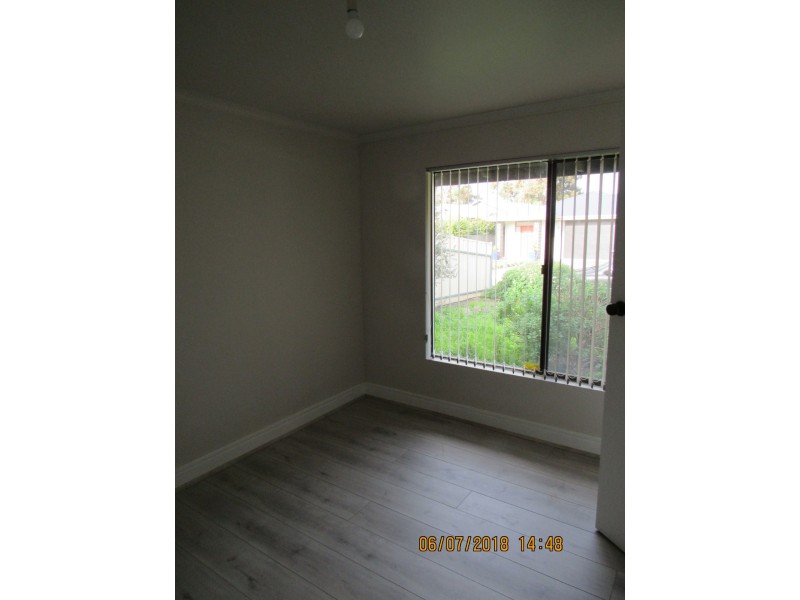 33 Russell Street, Encounter Bay SA 5211