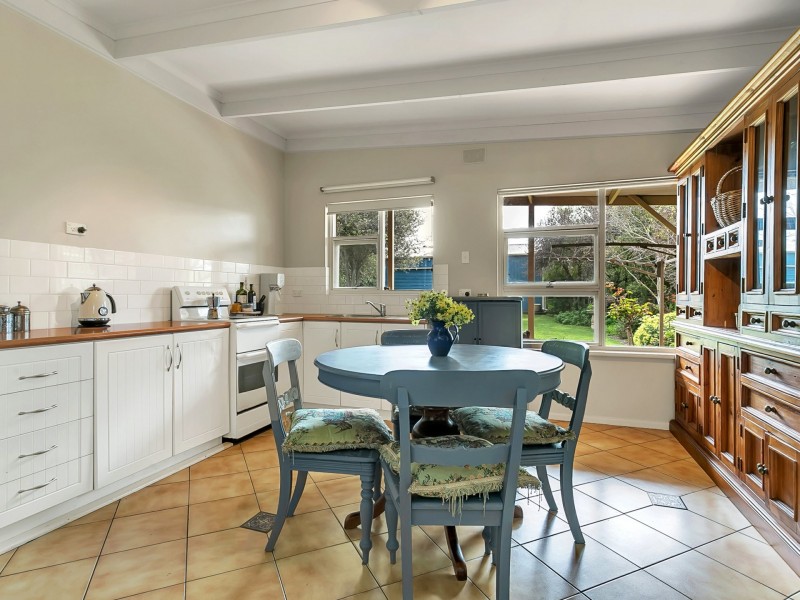 48 Hill Street, Victor Harbor SA 5211