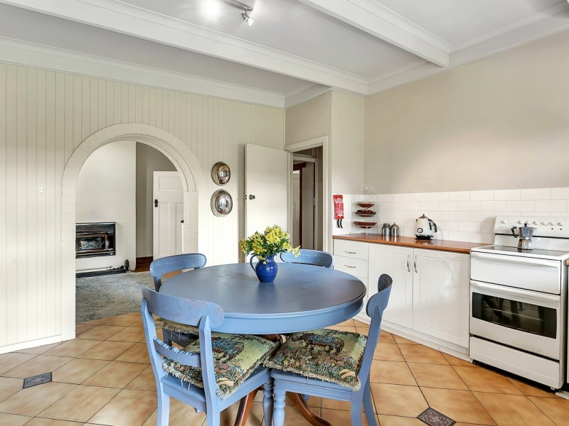 48 Hill Street, Victor Harbor SA 5211