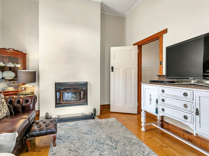 48 Hill Street, Victor Harbor SA 5211