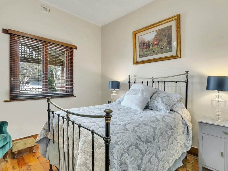 48 Hill Street, Victor Harbor SA 5211