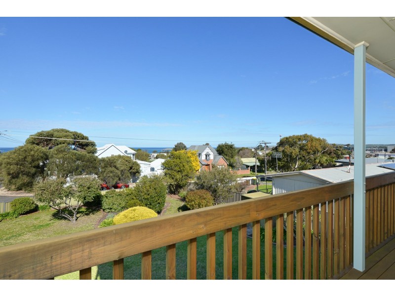 1 Adamson Street, Hayborough SA 5211
