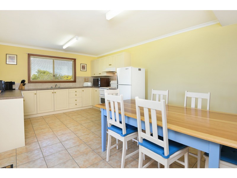 1 Adamson Street, Hayborough SA 5211
