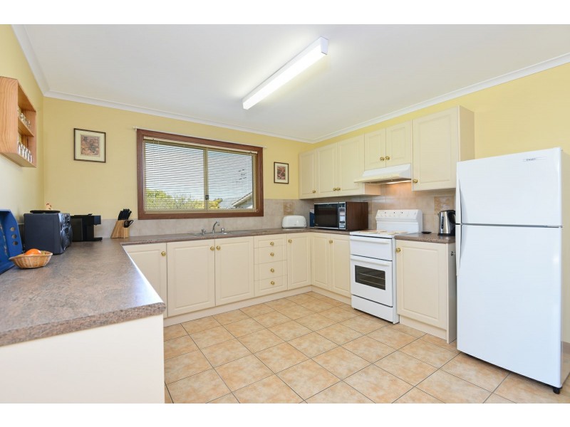 1 Adamson Street, Hayborough SA 5211