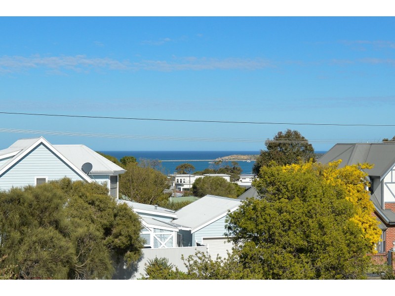 1 Adamson Street, Hayborough SA 5211