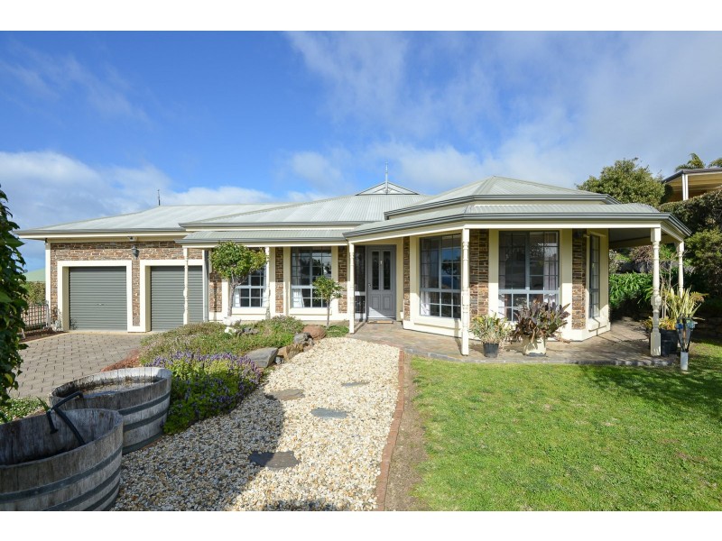 9 Bell Court, Encounter Bay SA 5211