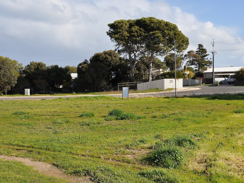 70 (Lot 105) Montpelier Terrace, Port Elliot SA 5212