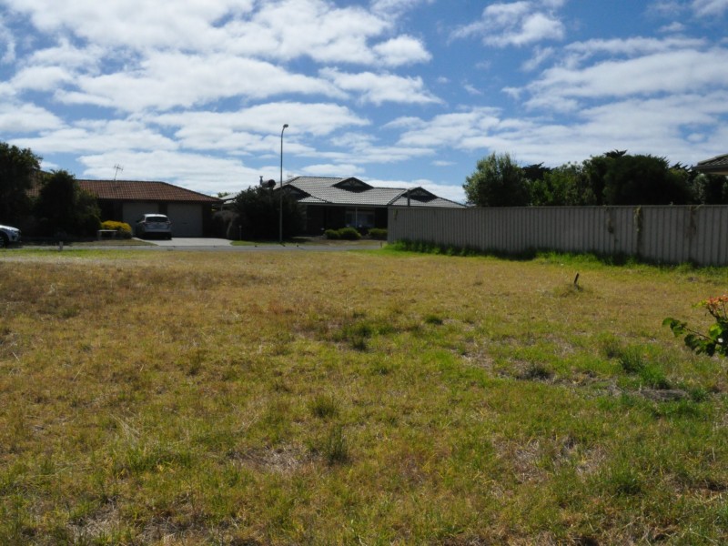 15 Tolmer Court, Victor Harbor SA 5211