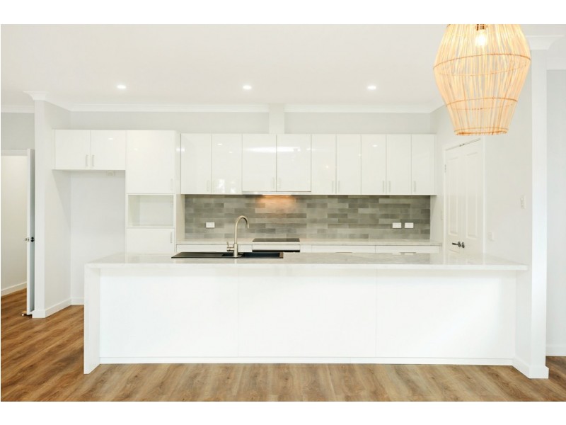 64 Montpelier Terrace, Port Elliot SA 5212
