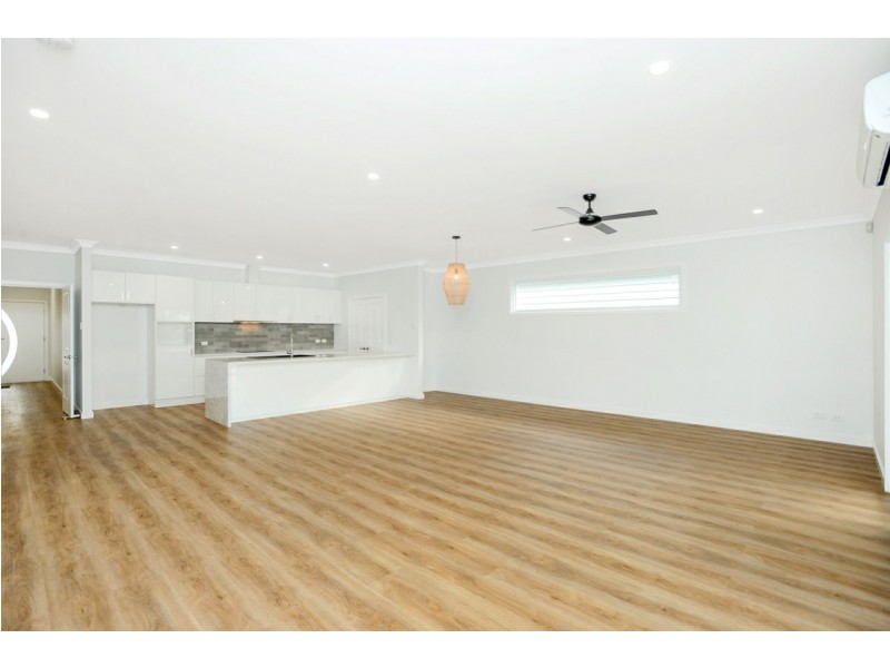 64 Montpelier Terrace, Port Elliot SA 5212