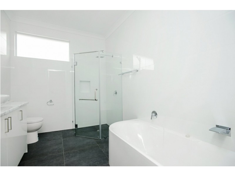 64 Montpelier Terrace, Port Elliot SA 5212