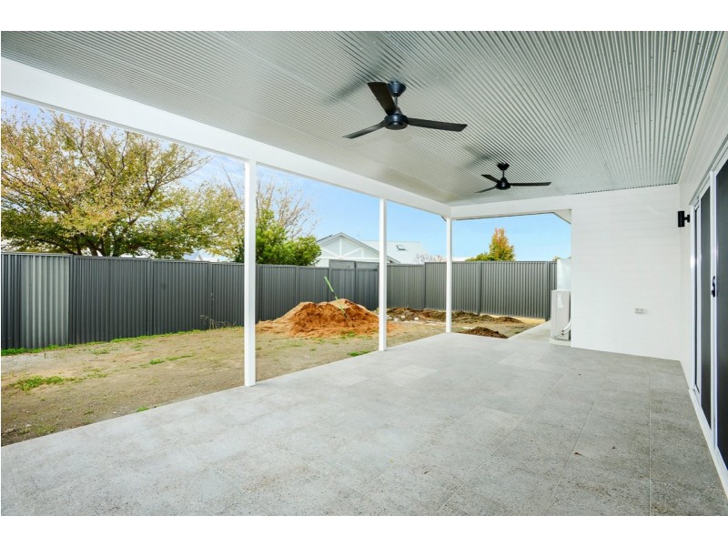 64 Montpelier Terrace, Port Elliot SA 5212