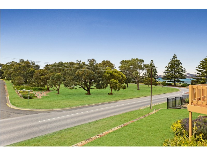 2/1 Harbour View Terrace, Victor Harbor SA 5211