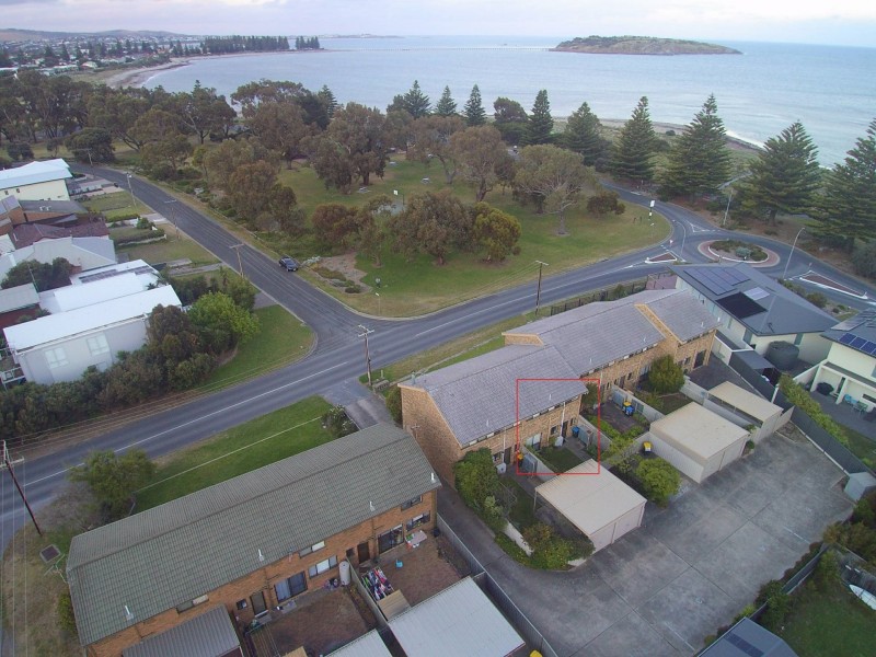 2/1 Harbour View Terrace, Victor Harbor SA 5211