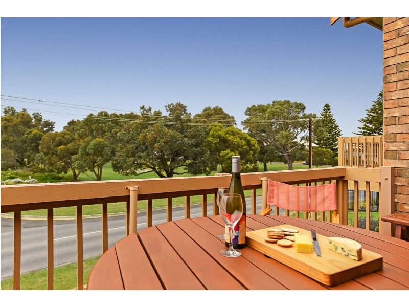 2/1 Harbour View Terrace, Victor Harbor SA 5211