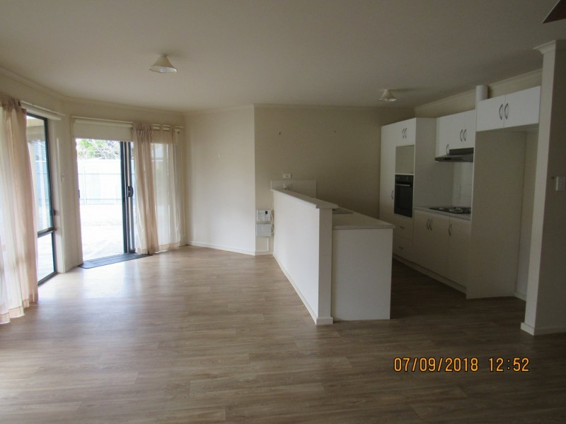 28 Leworthy Street, Victor Harbor SA 5211