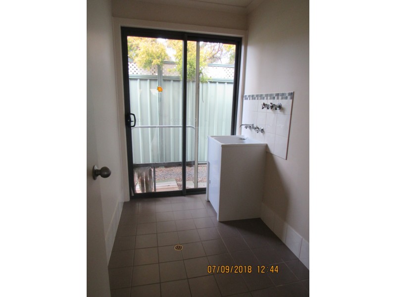 28 Leworthy Street, Victor Harbor SA 5211