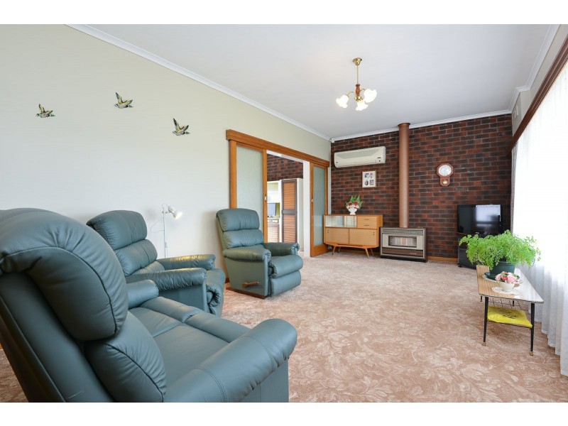 18 Keithalan Avenue, Victor Harbor SA 5211