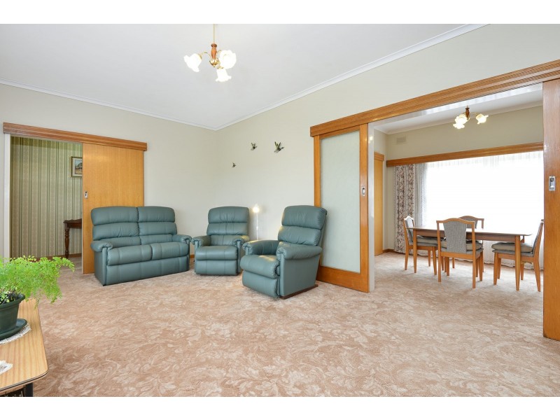 18 Keithalan Avenue, Victor Harbor SA 5211