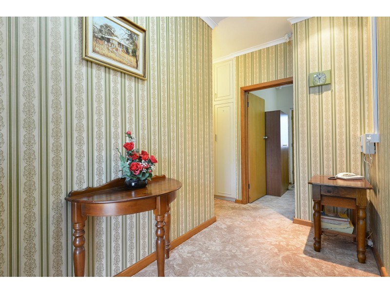 18 Keithalan Avenue, Victor Harbor SA 5211