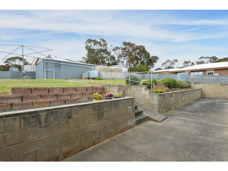 18 Keithalan Avenue, Victor Harbor SA 5211
