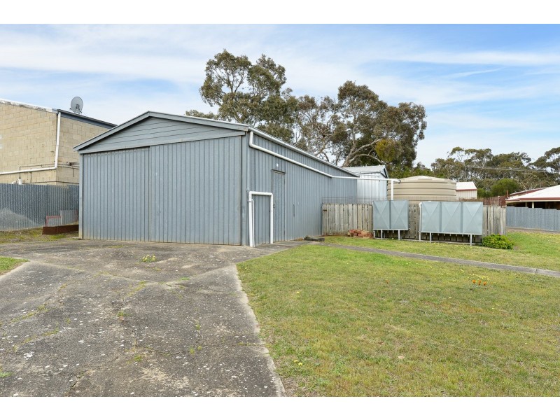 18 Keithalan Avenue, Victor Harbor SA 5211