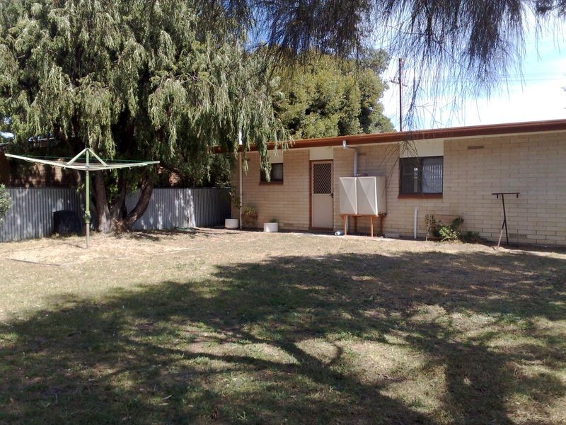 10 Oakham Street, Encounter Bay SA 5211