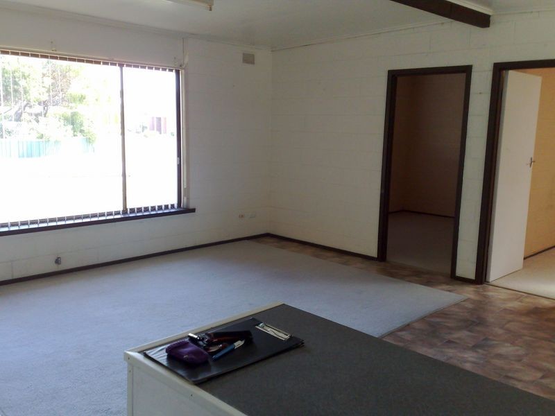 10 Oakham Street, Encounter Bay SA 5211