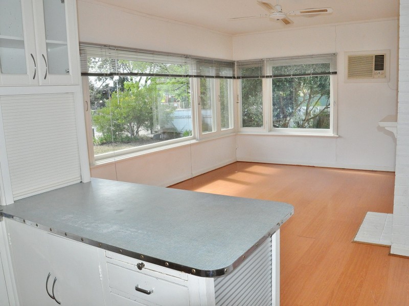 19 The Parkway, Victor Harbor SA 5211