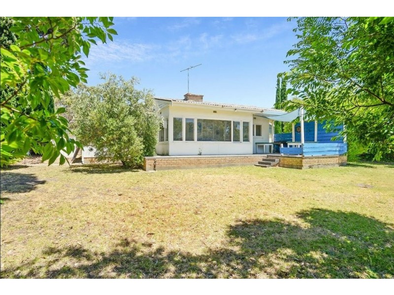 19 The Parkway, Victor Harbor SA 5211