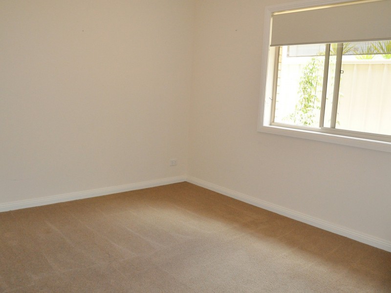 21 Oval Road, Victor Harbor SA 5211