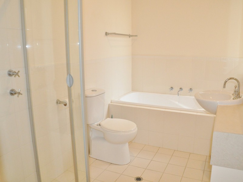 21 Oval Road, Victor Harbor SA 5211