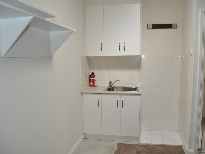 21 Oval Road, Victor Harbor SA 5211