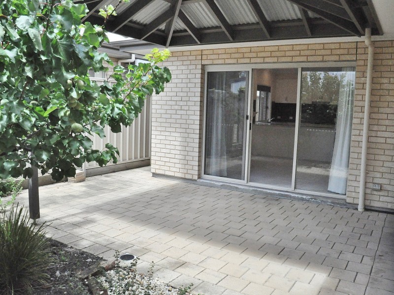 21 Oval Road, Victor Harbor SA 5211