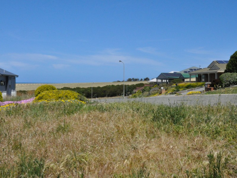 18 (Lot 19 Rosemary Court, Encounter Bay SA 5211