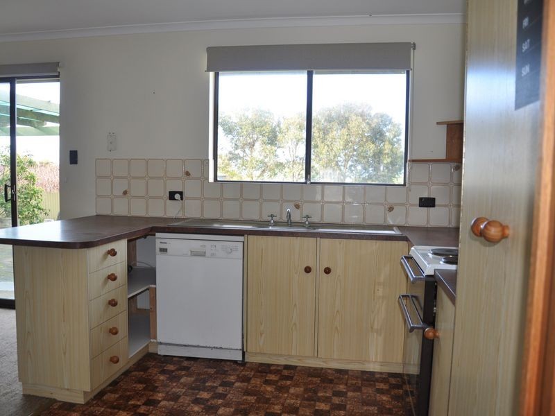 48 Sutherland Avenue, Hayborough SA 5211