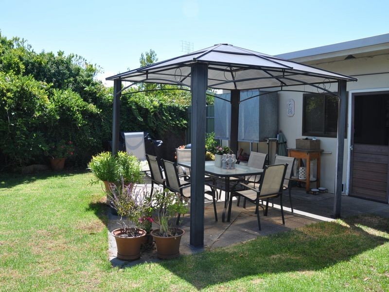 3 Leworthy Street, Victor Harbor SA 5211