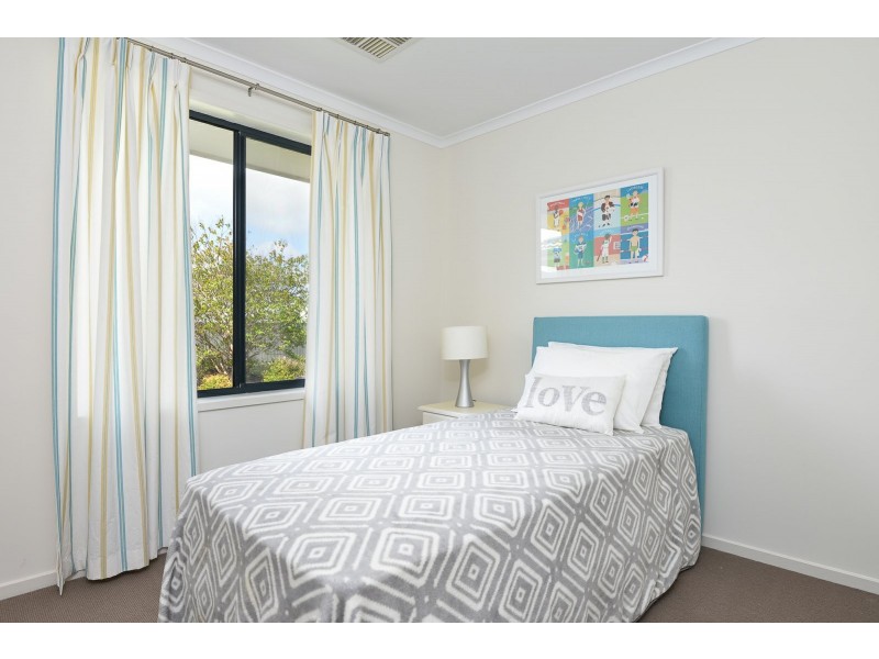 6 Aquamarine Boulevard, Hayborough SA 5211