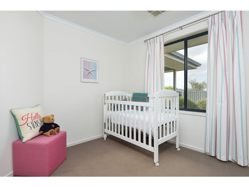 6 Aquamarine Boulevard, Hayborough SA 5211