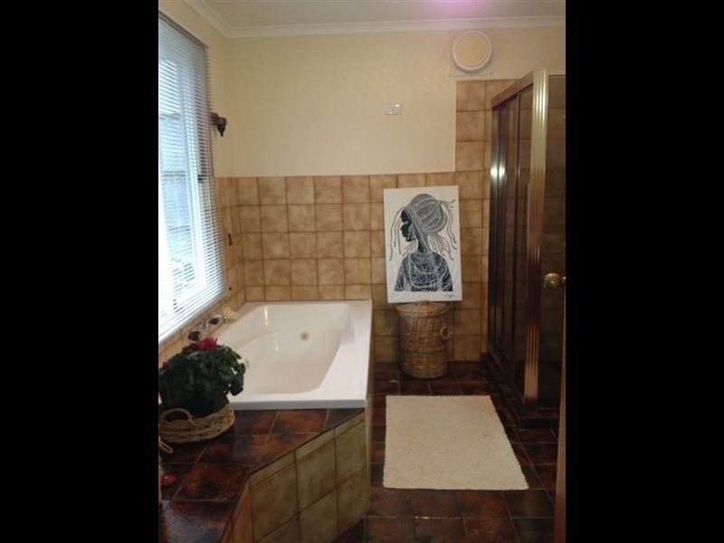 58 Warland Avenue, Victor Harbor SA 5211