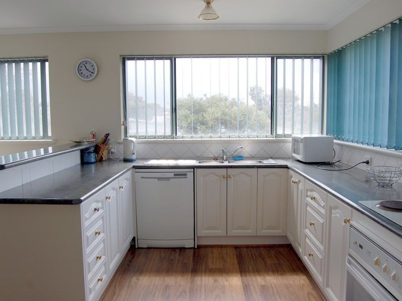 1A Nicolas Baudin Drive, Encounter Bay SA 5211