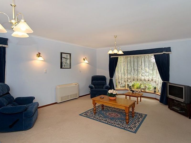 8 Zilm Court, Encounter Bay SA 5211