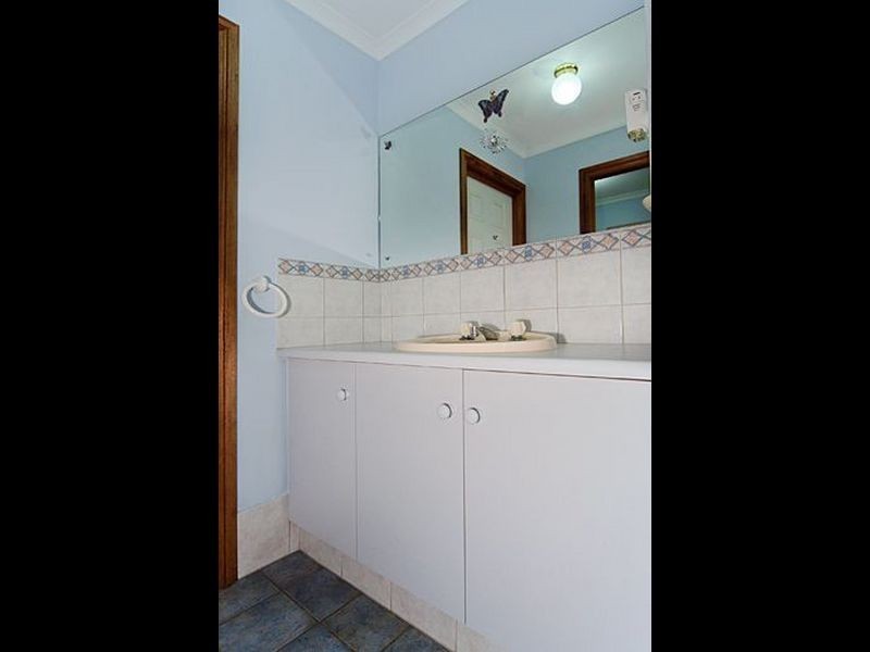 8 Zilm Court, Encounter Bay SA 5211